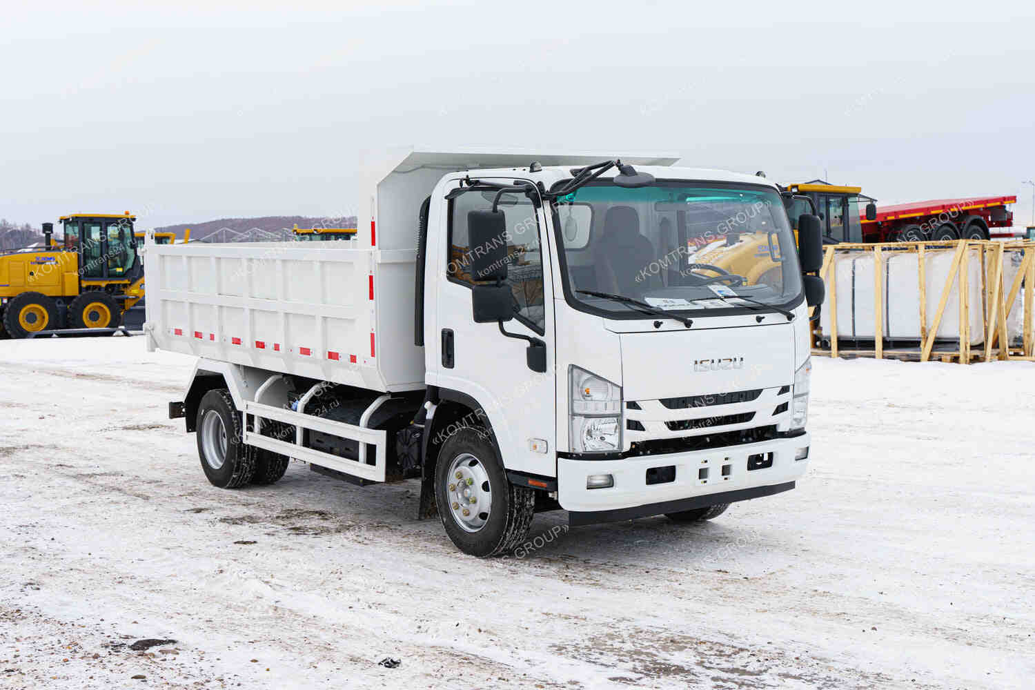 Самосвал ISUZU 700P